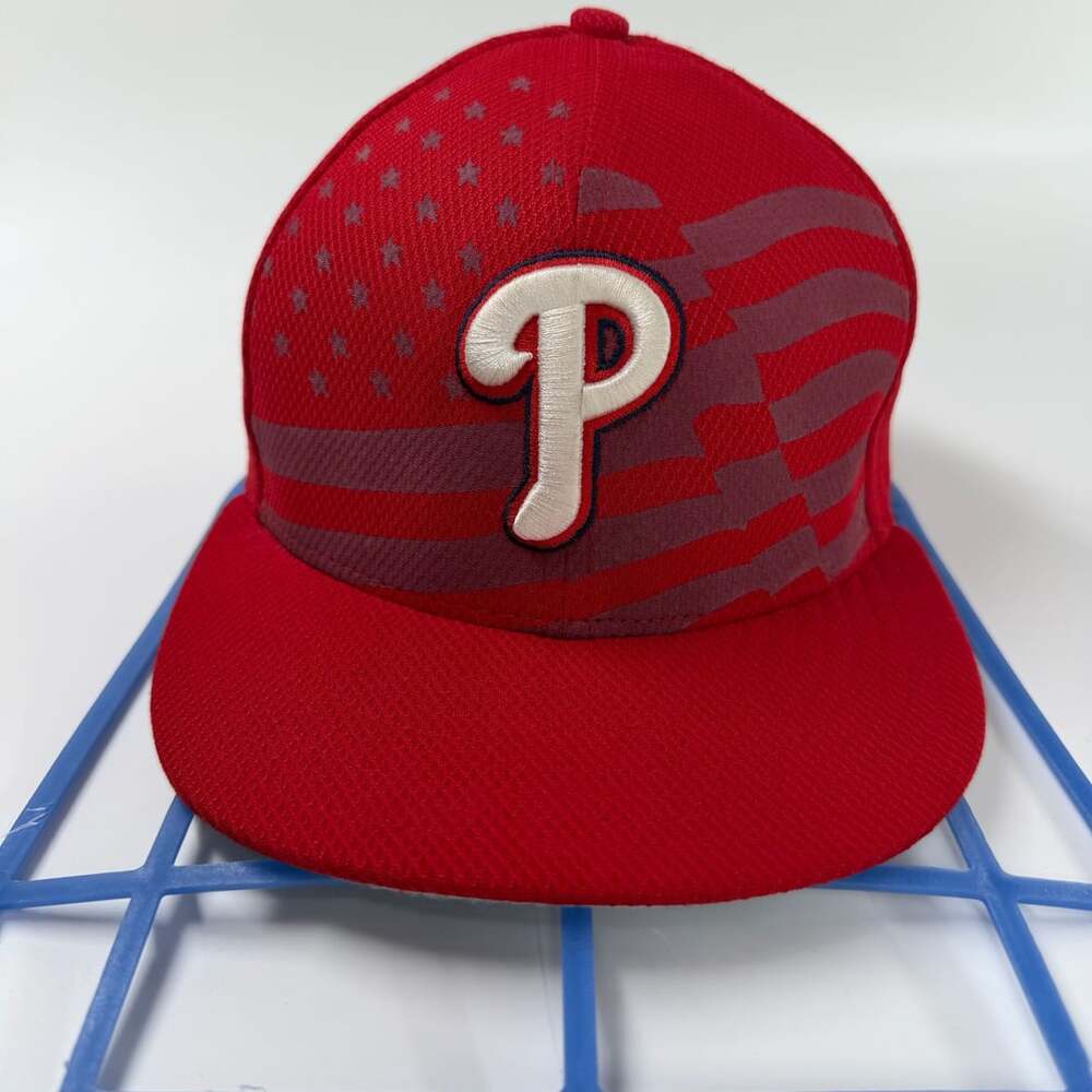 New Era Philadelphia Phillies Size 7 1/4 Fitted Hat